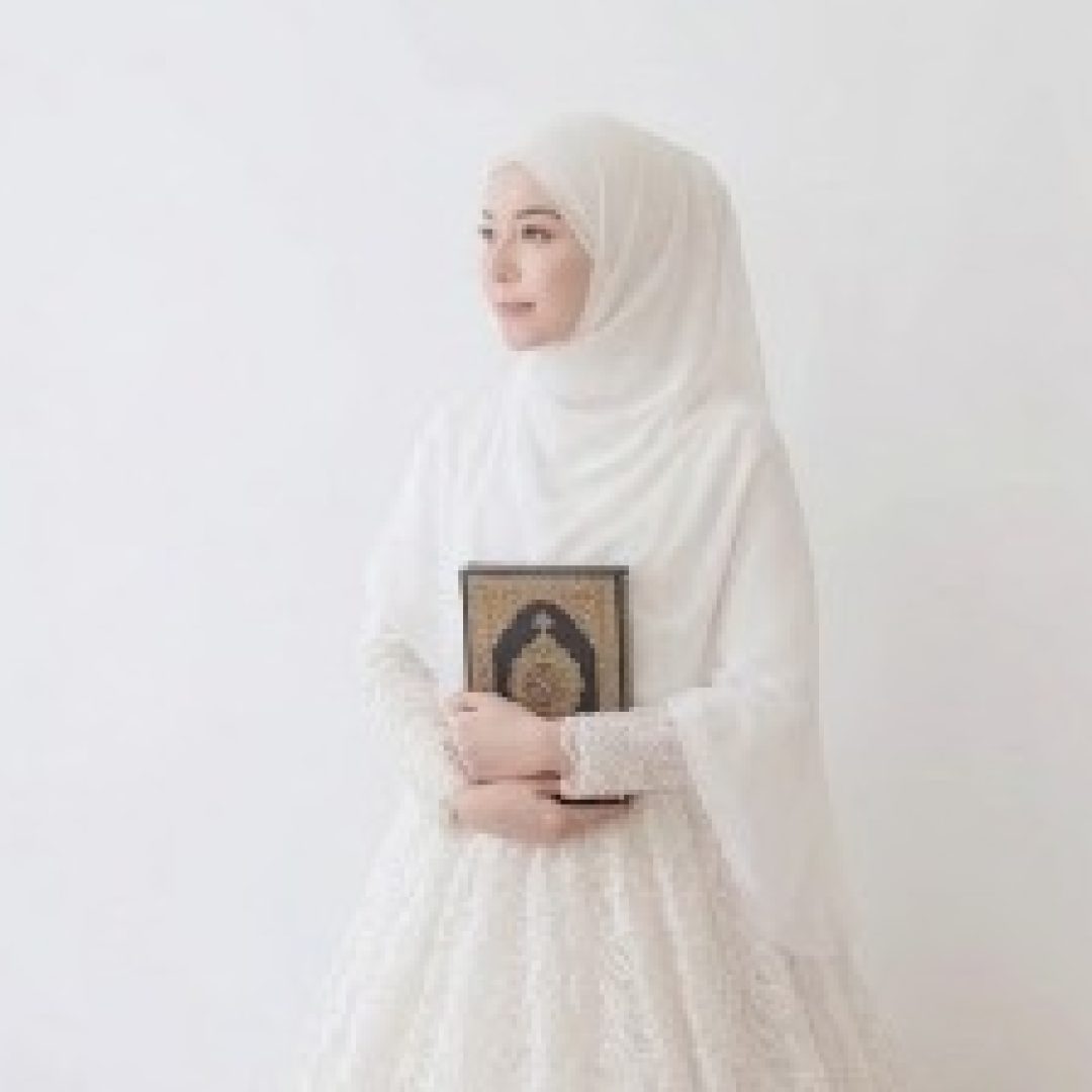 muslim putih wanita